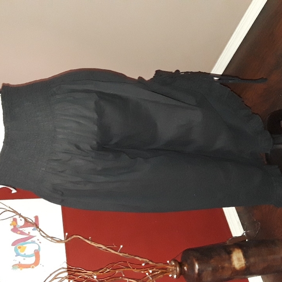 Gift Sold August 2023 Chic Ethos LA Capris - Picture 9 of 13